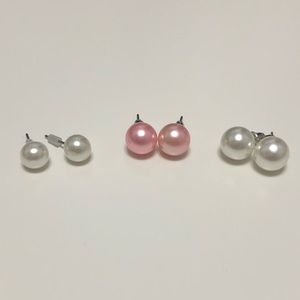 Set of 3 stud earrings